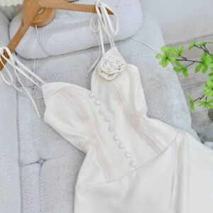 Alternative view of ĐẦM DÂY XẾP NGỰC NÚT BỌC